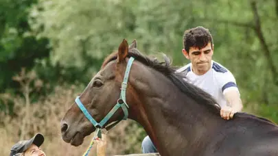 HALİS KARATAŞ KAÇ YAŞINDA! Aslen nereli, kaç yaşında, evli mi, eşi kim, sağlık durumu nasıl?