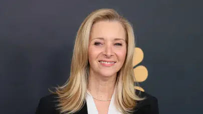 FRIENDS'İN YILDIZI LISA KUDROW ESTETİKLİ Mİ? Botoks Yaptırdı Mı, 60 Yaşında Neden İtiraf Etti, Yüzüne Ne Oldu?