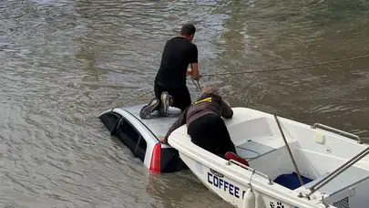 Antalya’da dehşet anları! Otomobil ırmağa uçtu
