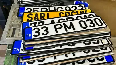 APP Plaka Kullanmanın Cezası 2026 Yılında Kaç TL, Araç Trafikten Men Edilir Mi, Hapis Cezası Var Mı?