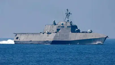 Sri Lanka açıklarında İran denizaltı gemisi saldırıya uğradı, çok sayıda kişi kayıp!