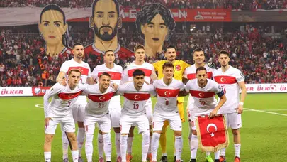 A MİLLİ TAKIM DÜNYA KUPASI TUR İHTİMALLERİ! Türkiye nasıl tur atlar, Romanya maçında beraberlikte ne olur, uzatma ve penaltı var mı?