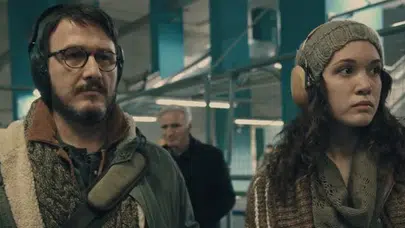 SICAK KAFA 2. SEZON! Sıcak Kafa 2. Sezon Neden İptal Edildi? Netflix Diziyi Neden Bitirdi?