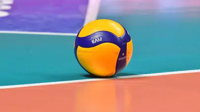 10 MART VOLEYBOL MAÇ PROGRAMI! VakıfBank Milano maçı ne zaman, hangi TVF 1. Lig maçları iptal edildi?