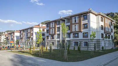 TOKİ 2026 TAKSİT ÖDEMELERİ NE ZAMAN BAŞLAYACAK! 1+1 ve 2+1 taksitleri kaç TL, peşinat ne kadar, taksit süresi kaç yıl?