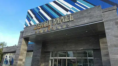 Muhafazakar Moda Sektöründe Fark Yaratan Zeruj Konsepti