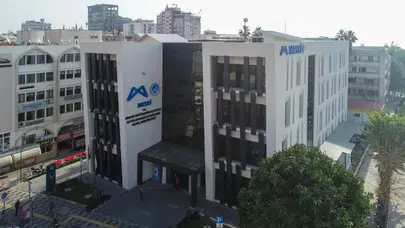 Mersin Büyükşehir Belediyesi'ne operasyon