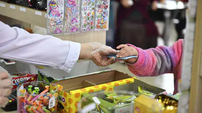 Vali Davut Gül duyurdu: 100 bin öğrenciye kantin kartı geliyor!