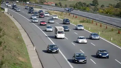 Bayram öncesi yollarda kritik karar! O araçlara geçici yasak geldi