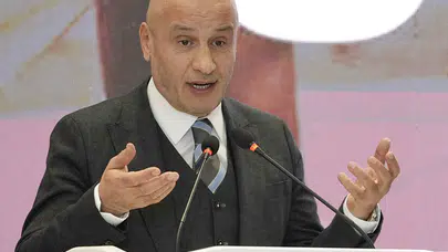 Avrupa'nın en büyük ayakkabı moda fuarı İstanbul'da açıldı