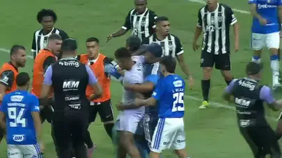 Derbide Sinirler Taştı! Hulk Rakibine Sert Şekilde Saldırdı