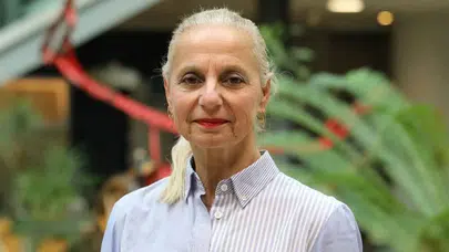 PROF. DR. AYŞE BAŞAR KİMDİR VE AKADEMİK KARİYERİ! Nereli, Kaç Yaşında, Kadir Has Üniversitesi Rektörü Olarak Hangi Alanlarda Çalışıyor?