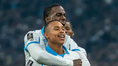 Aubameyang Sahneye Çıktı, Marsilya Zirve Yarışını Alevlendirdi