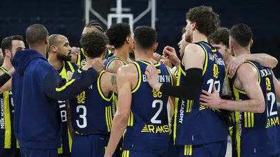 KIZILYILDIZ FENERBAHÇE BEKO MAÇI CANLI İZLE! Saat Kaçta, Hangi Kanalda, Hangi Platformda Yayınlanacak, Şifresiz Mi?