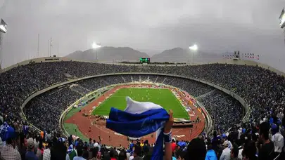 İran futbolunun kalbi Azadi Stadı: Kapasitesi ve oynayan takımlar!