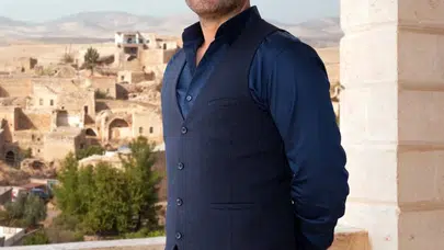 OZAN AKBABA ASLEN NERELİ! Karslı mı, Kiminle Evli?