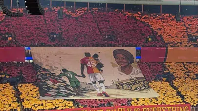 Bir fotoğraf, bir pankart ve gözyaşları: Osimhen gecesi