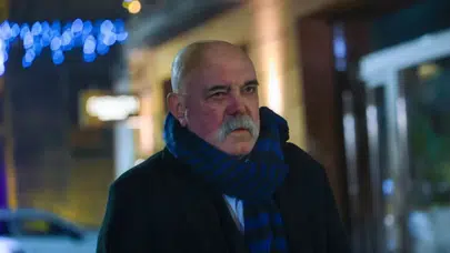 Veliaht Dizisi Bayramdan Sonra Final Yapıyor, Ercan Kesal Duygusal Veda Etti