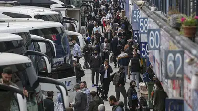 İstanbul Otogarı Bayramda Doldu Taştı, Ek Seferler Planlanıyor