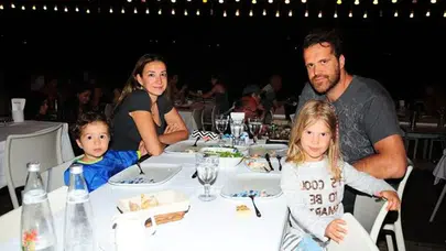 Parke zeminde geçen 20 yılın ardından gelen duygusal veda