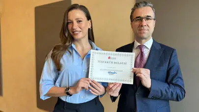 Vergi Haftası’nda Serenay Sarıkaya’ya Özel Belge! Gelir İdaresi Teşekkür Etti