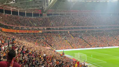 GALATASARAYLI TARAFTARLAR LİVERPOOL MAÇINA GİDEBİLECEK Mİ! Yasak kalktı mı, UEFA neden ceza verdi, Juventus maçında ne yaşandı?