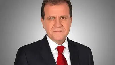 Tarsus’tan büyükşehire: Vahap Seçer’in hikâyesi