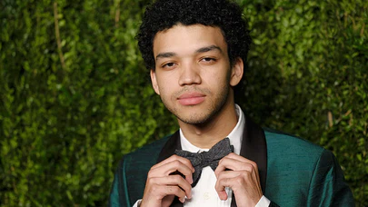 JUSTİCE SMİTH HAYATI VE KİMDİR! Yaşı kaç, doğum yeri neresi?