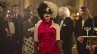 DALMAÇYALI FİLMİNDEKİ KADIN KİM? Cruella Filminde Emma Stone Kimdir ve Cruella Karakterini Kim Oynuyor?