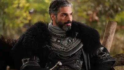 KURULUŞ ORHAN FLAVİUS ÖLDÜ MÜ? YaŞıyor mu, diziye devam edecek mi, diziden ayrıldı mı?