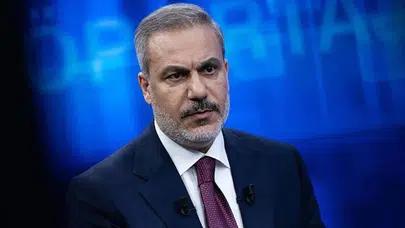 Dışişleri Bakanı Fidan, İranlı mevkidaşı Arakçi ile telefon görüşmesi yaptı