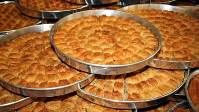 RAMAZAN BAYRAMI NE ZAMAN 2026? Bayram Tatili Hangi Gün Başlıyor, Arefe Ne Zaman ve Ramazan Bayramı Tatili Kaç Gün?