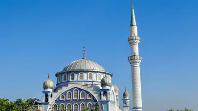 İzmir (8–14 Mart 2026) namaz vakitleri! İmsak, sahur, iftar saatleri kaçta?