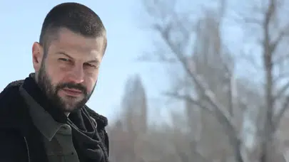 VELİAHT DİZİSİNDEKİ FAROZ KİM! Serhat Teoman kaç yaşında, aslen nereli, evli mi, sevgilisi kim?