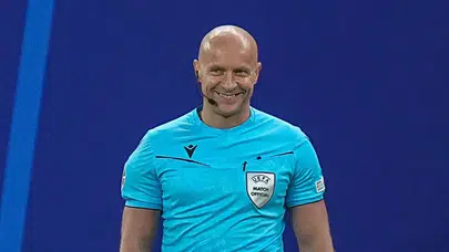 SZYMON MARCİNİAK HANGİ FİNALLERİ YÖNETTİ? Galatasaray’ın maçlarında görev aldı mı, GS maçları nasıl bitti, Liverpool maçını kim yönetecek?