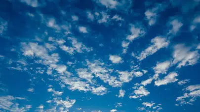 GÖKYÜZÜ EŞ ANLAMI NE? r? TDK’ye göre sema, gök ve hava kelimeleri gökyüzü yerine kullanılabilir mi?