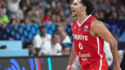 SHANE LARKİN TÜRK MÜ? Kökeni neresi, kaç yaşında? İşte kariyeri ve oynadığı takımlar