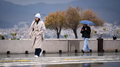 Hafta Sonu Planı Yapanlar Dikkat! Yağışlı Hava Geri Dönüyor