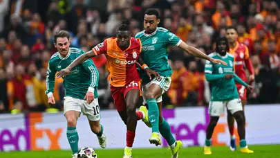 LİVERPOOL İSTANBUL’DA NEDEN KAYBETTİ! Galatasaray’ın golünü kim attı, İngiliz basını ne dedi?