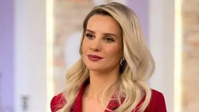 ESRA EROL'UN KAÇ KARDEŞİ VAR? Eda Erol öz kardeşi mi, üvey mi, üvey kardeşleri var mı?