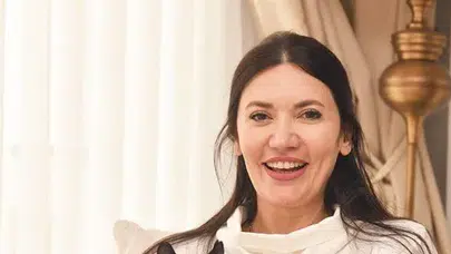 MELEK ANGUN YAŞI KAÇ! Evli mi, ne iş yapıyor?