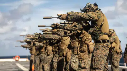 Pentagon’dan Yeni Hamle! Orta Doğu’ya 5 Bin Deniz Piyadesi Gönderiliyor