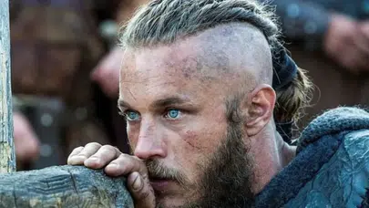 VİKİNGS YILDIZI TRAVİS FİMMEL TÜRKİYE’YE NEDEN GELDİ! Adnan Polat görüşmesi ne anlama geliyor, İstanbul’da ne yapıyor, proje mi var?