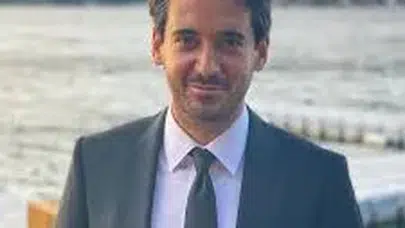 DENİZ URAS KİMDİR VE HAYATI! Kimin oğlu, ne mezunu?