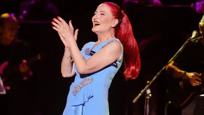 Candan Erçetin için alınan geniş arazi hamlesi romantik bir tablo çizdi