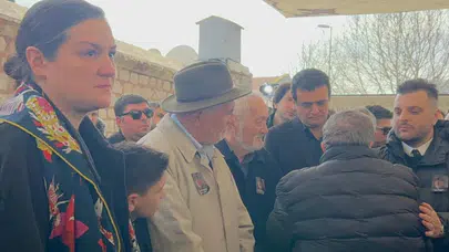 Ünlü tarihçi için cenaze töreni: Celal Şengör ve Fatih Altaylı törendeydi!