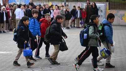 Kelkit’te gece yağan kar sabah okul kapılarını kapattı