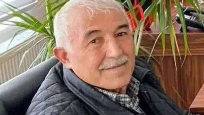 Cenazede duygusal anlar: Öğrenciler son kez hocasını uğurladı