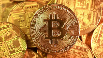 BİTCOİN FİYATLARI NE KADAR OLDU, 70 BİN DOLARI GEÇTİ Mİ? Yatırımcılar ne yapmalı? Mart 2026 Bitcoin yükselişi