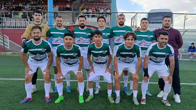 BOLVADİN TERMAL SPOR – SUSUZ BELEDİYESPOR MAÇI OLAYI! Fehmi Teke’ye saldırı sonrası neler oldu, jandarma neden sahaya girdi?